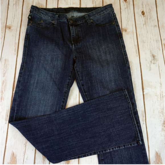 14 Rock & Republic Kassandra Bootcut Jeans - Picture 2 of 6